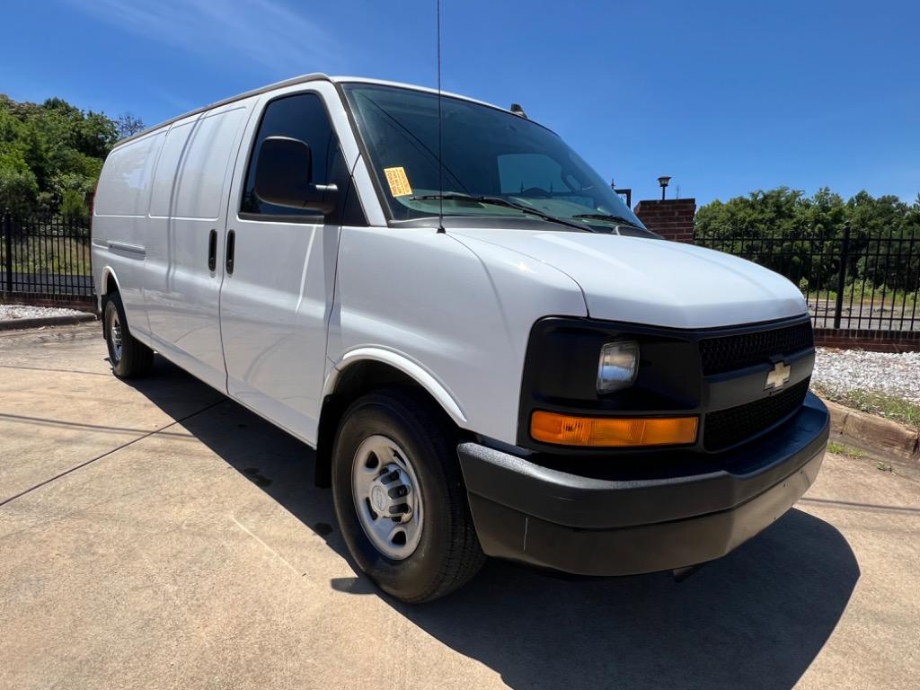 2016 Chevrolet Express Cargo Work Van's photo